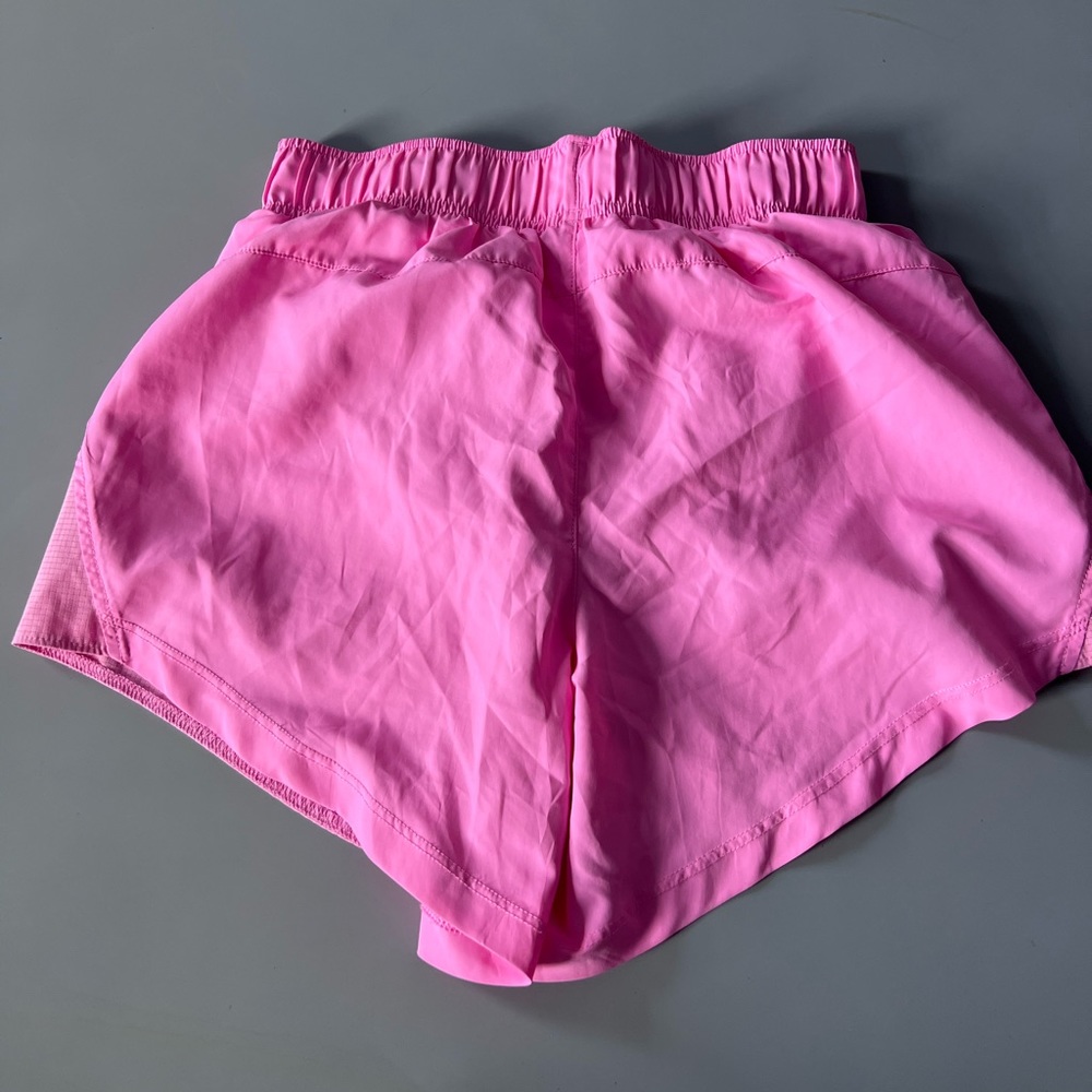 never been worn - Picture 3 of 3